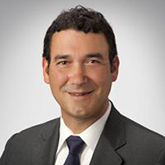 Headshot of Dr. Arnold